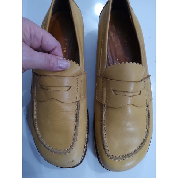 Vintage Luxury Italian loafers Donald J Pliner tan Women's Size 8.5 Regal - Picture 5 of 10